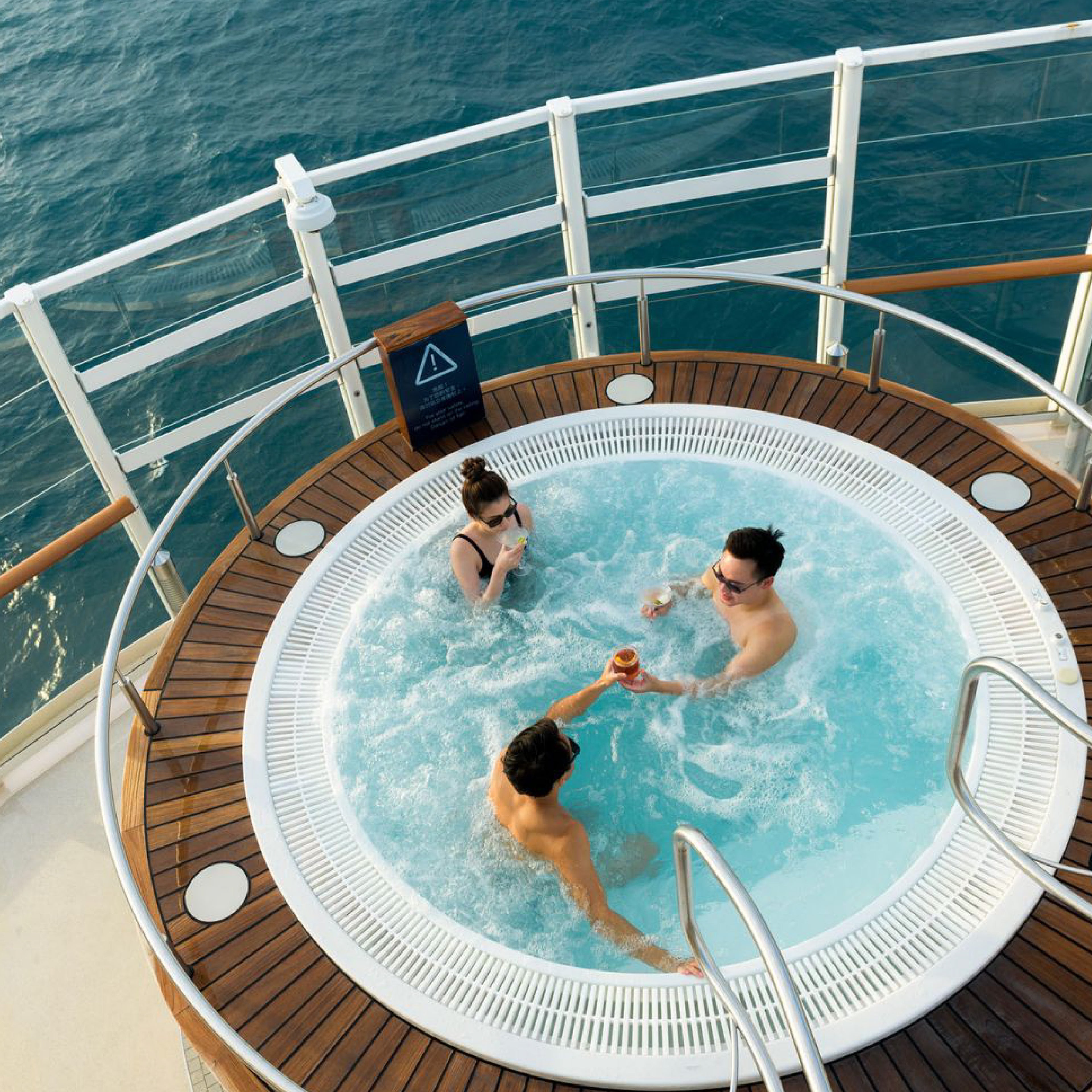 Genting Dream Cruise : 2N Singapore - Port Klang - Singapore (Sunday Departure) **